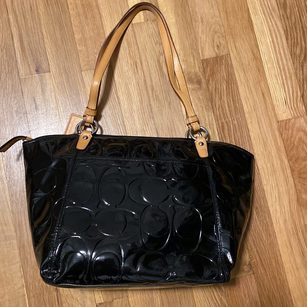 Preloved Coach Embossed Patent Leather Madison Tote - Picture 9 of 13